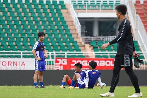 Công Phượng báo tin vui cho NHM