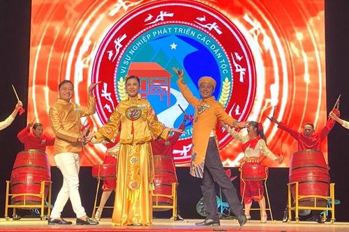 9 đội thi tìm hiểu chính sách, pháp luật giảm nghèo bền vững
