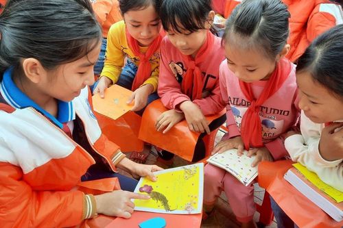 Từ những cánh thư gửi miền Trung