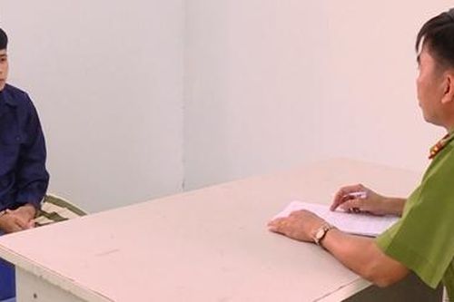 Nam thanh niên đi mua ma túy thì gặp Công an tuần tra