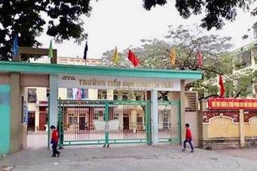 Khẩn trương làm rõ nguyên nhân hơn 100 học sinh phải nghỉ học