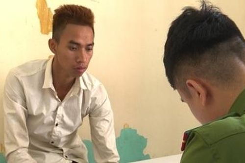 Cướp xe ôm để lấy tiền chơi game