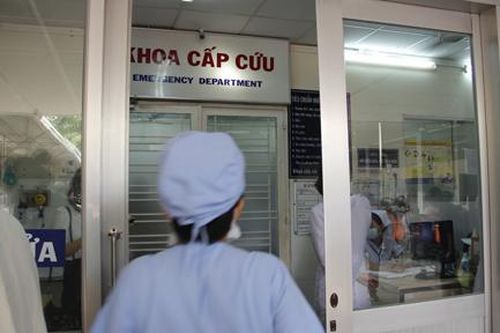 Bé 6 tháng tuổi tử vong thương tâm do kẹt giữa khe nệm và tường