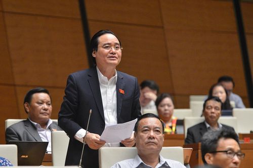 Bộ GD&ĐT trả lại 29,7 triệu USD ngân sách đổi mới chương trình, sách giáo khoa