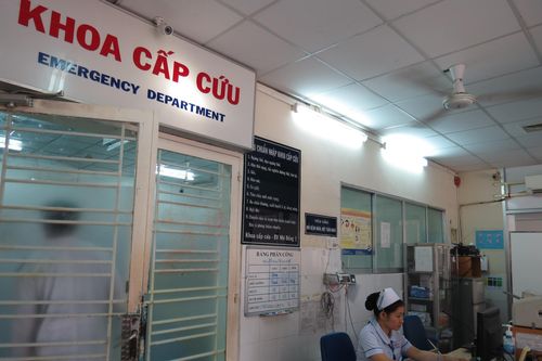 Xót xa bé 6 tháng tuổi chết thương tâm do kẹt khe giường