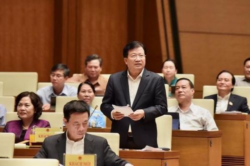 Phó Thủ tướng Trịnh Đình Dũng nêu 9 giải pháp lớn ứng phó thiên tai dị thường