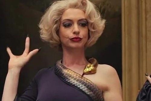 'Phù thủy, phù thủy' - sân khấu của Anne Hathaway
