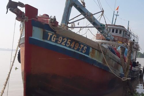 Ngư phủ bị bạn nhậu đâm chết