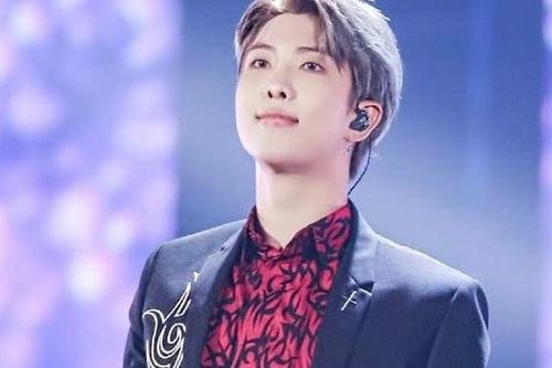Cư dân mạng 'gục ngã' trước visual của thủ lĩnh BTS ở hậu trường