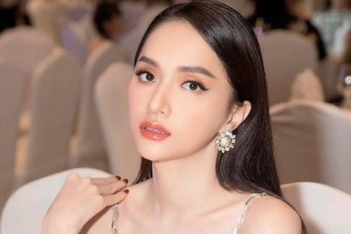 Hương Giang thần thái sang chảnh, ngày càng gợi cảm hút mắt