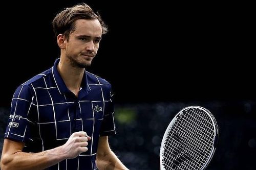 Tay vợt người Nga lọt vào bán kết Paris Masters SFs