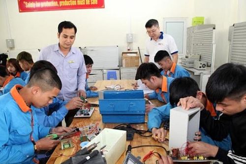 Chú trọng đổi mới kiểm tra đánh giá, tăng cường giáo dục hướng nghiệp