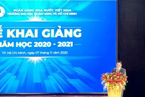 Sinh viên hãy làm giàu hành trang của mình bằng tri thức