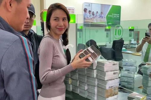Thủy Tiên đăng đàn nói về việc antifan gây ảnh hưởng đến công việc làm quảng cáo