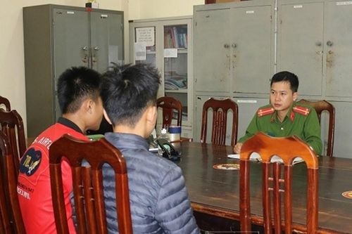 Bắt khẩn cấp 6 đối tượng dàn cảnh cướp tài sản nhân viên giao hàng