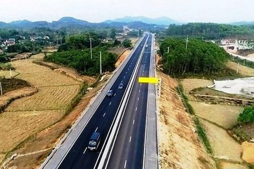 Đại biểu Quốc hội nêu 3 vấn đề để làm đường cao tốc cho tỉnh nghèo