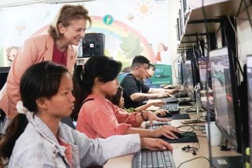 Cơ hội việc làm công nghệ số cho người khuyết tật