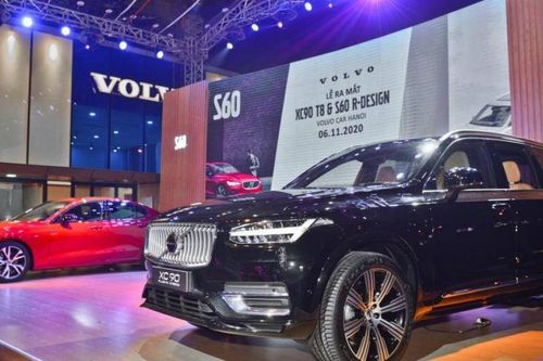Volvo XC90 T8 Recharge và S60 R-Design chính thức ra mắt tại Hà Nội