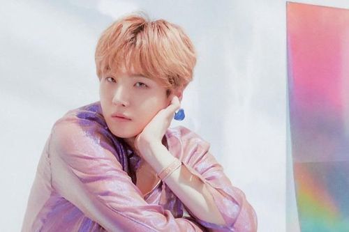 Sợ fan lo 'sốt ruột', Suga (BTS) nhanh chóng cập nhật tình hình sức khỏe