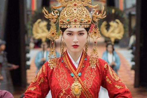 Nối tiếp Lưu Thi Thi, Đường Yên thất bại khi trở lại với 'Yến vân đài'