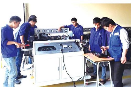 Chú trọng phát triển nguồn nhân lực, nhất là nhân lực chất lượng cao từ đào tạo nghề