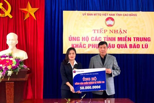 Các đơn vị thành viên Petrolimex hướng về miền Trung