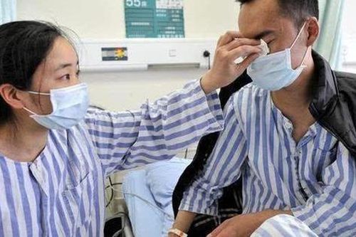 Hai vợ chồng khóc ân hận khi biết mình mắc ung thư gan từ thói quen ăn hoa quả