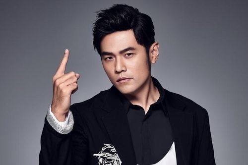 Châu Kiệt Luân tuyên bố không có đối thủ ở showbiz