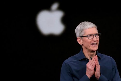 Cổ đông kiện Apple vì Tim Cook vạ miệng