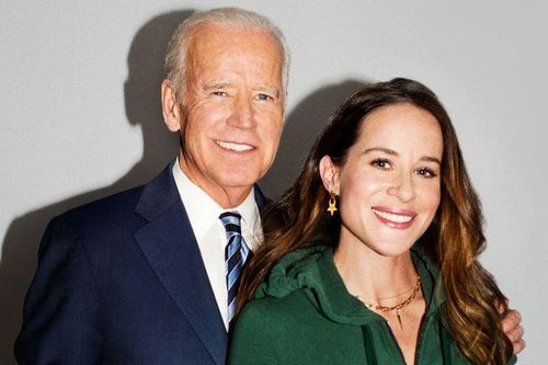 Con gái út của ông Joe Biden làm chủ hãng thời trang