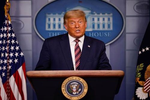 Phản ứng mới nhất của ông Trump sau khi AP đưa tin ông Biden đắc cử