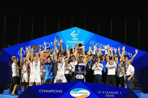 Viettel vỡ òa cảm xúc trong ngày hạ bệ Hà Nội FC để vô địch V-League 2020