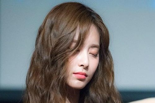 Tzuyu Twice từng suýt dính 'phốt' vô lễ bởi thói quen xấu khi ngủ