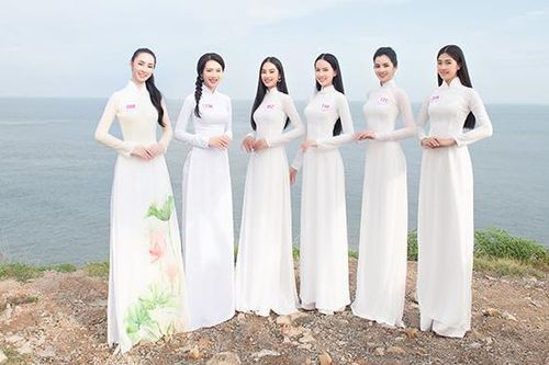 Hoa hậu Việt Nam 2020: Top 35 người đẹp khám phá danh thắng Vũng Tàu