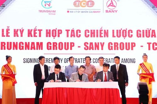 Nhập thiết bị kỹ thuật cao phục vụ phát triển năng lượng tái tạo