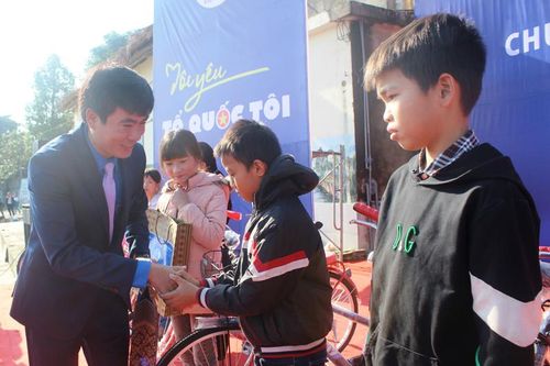 Tuổi trẻ tình nguyện, xung kích vì cộng đồng