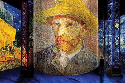 Tiết lộ động trời lý do danh họa Van Gogh tự cắt tai