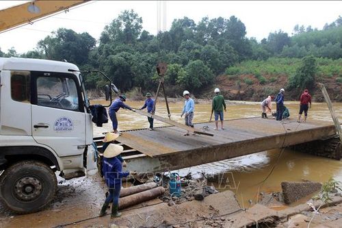 Tái thiết sau lũ lụt lịch sử - Bài 2: Dồn tổng lực khôi phục cơ sở hạ tầng
