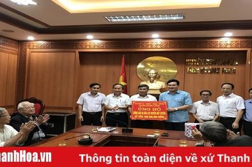 Huyện Nông Cống hỗ trợ huyện Duy Xuyên (Quảng Nam) hơn 500 triệu đồng