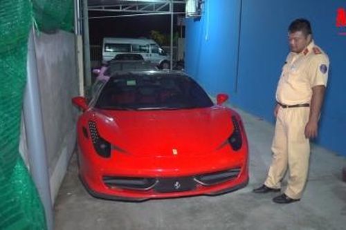 An Giang Tạm giữ nhiều 'siêu xe' vi phạm trật tự an toàn giao thông