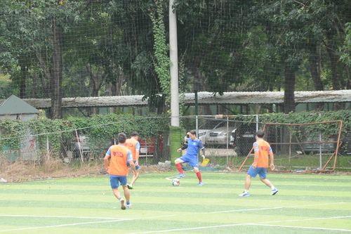 Tổ chức giải bóng đá hướng về đồng bào miền Trung