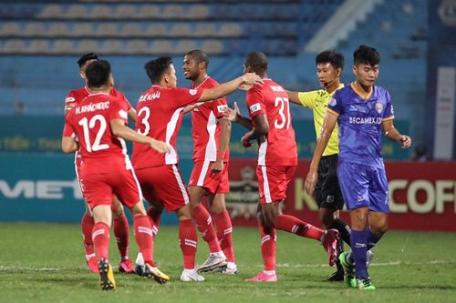 BLV Quang Huy: 'Hà Nội FC thắng Than Quảng Ninh nhưng Viettel vô địch V-League'