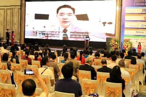 Hơn 100 chuyên gia hàng đầu bàn về tai mũi họng