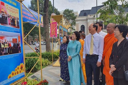 'Mặt trận Tổ quốc Việt Nam - nơi hội tụ sức mạnh khối đại đoàn kết toàn dân tộc'