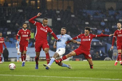 Man City chia điểm với Liverpool trên sân Etihad