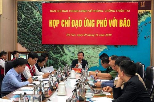 Bắn pháo hiệu ở 10 điểm để cảnh báo bão số 12
