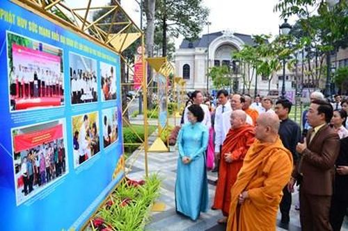 Triển lãm ảnh 'Mặt trận Tổ quốc Việt Nam - Nơi hội tụ sức mạnh khối đại đoàn kết toàn dân tộc'