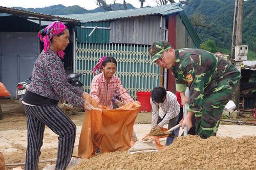 Những ngôi nhà nghĩa tình ở vùng biên giới Lai Châu