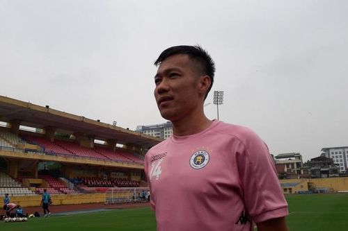 Tiền vệ Lê Tấn Tài nói gì về tương lai sau V.League 2020/21