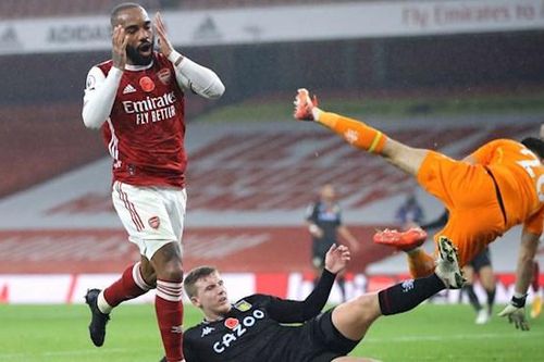 Huyền thoại Arsenal đánh giá gì về trận thua tệ hại trước Aston Villa?